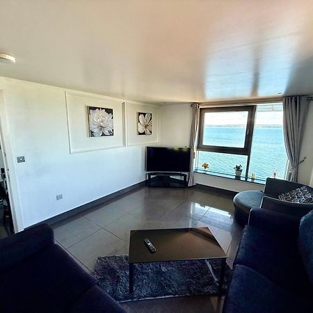 Ocean Park Apartments - Oceanfront - Free Parking And Fast Wifi Edinburgh Bagian luar foto
