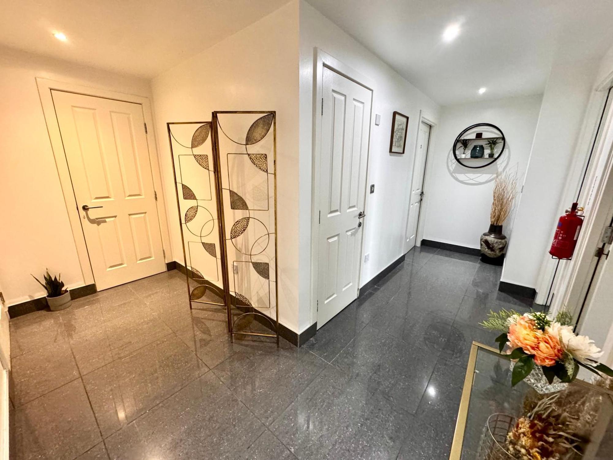 Ocean Park Apartments - Oceanfront - Free Parking And Fast Wifi Edinburgh Bagian luar foto