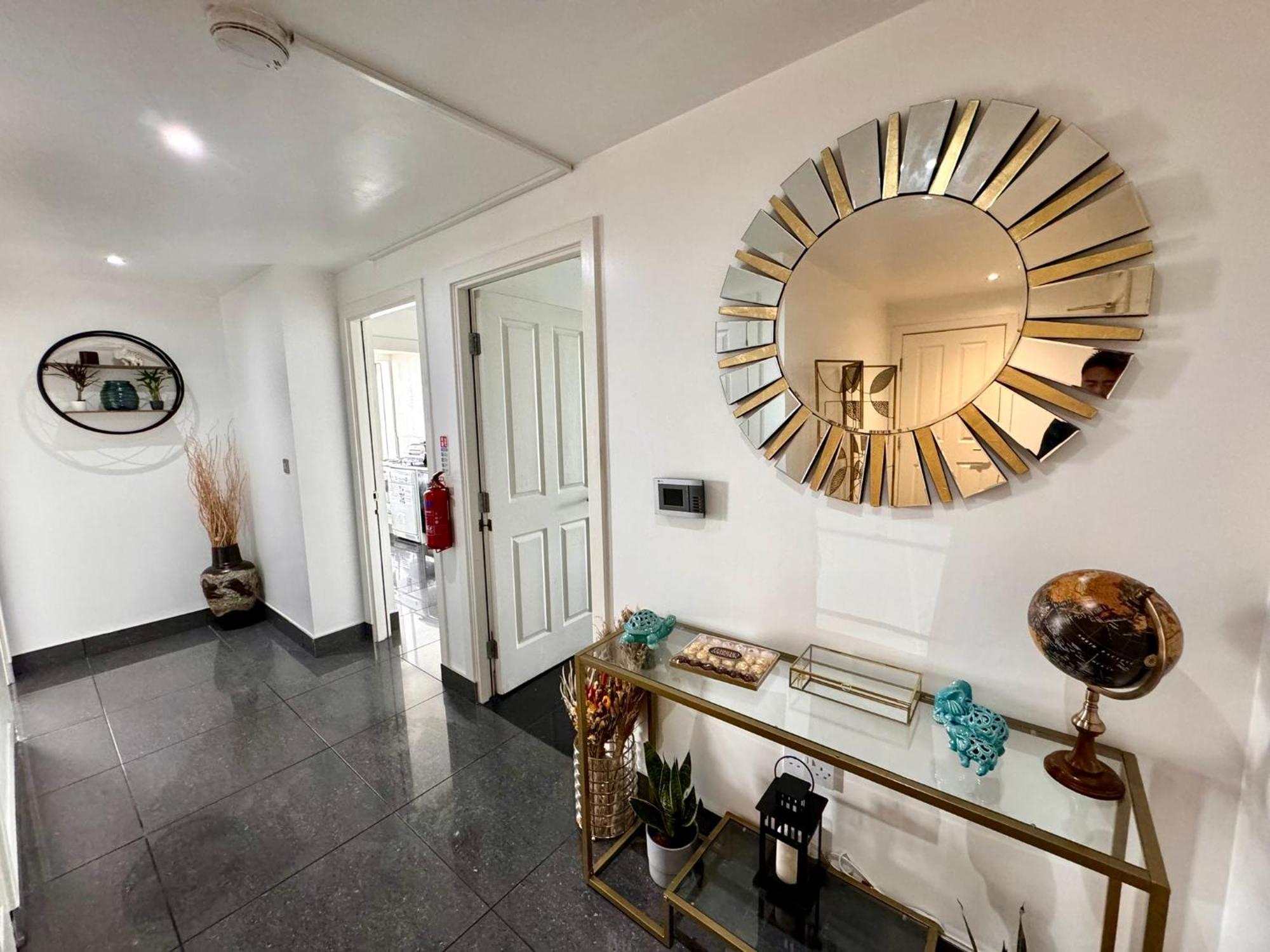 Ocean Park Apartments - Oceanfront - Free Parking And Fast Wifi Edinburgh Bagian luar foto